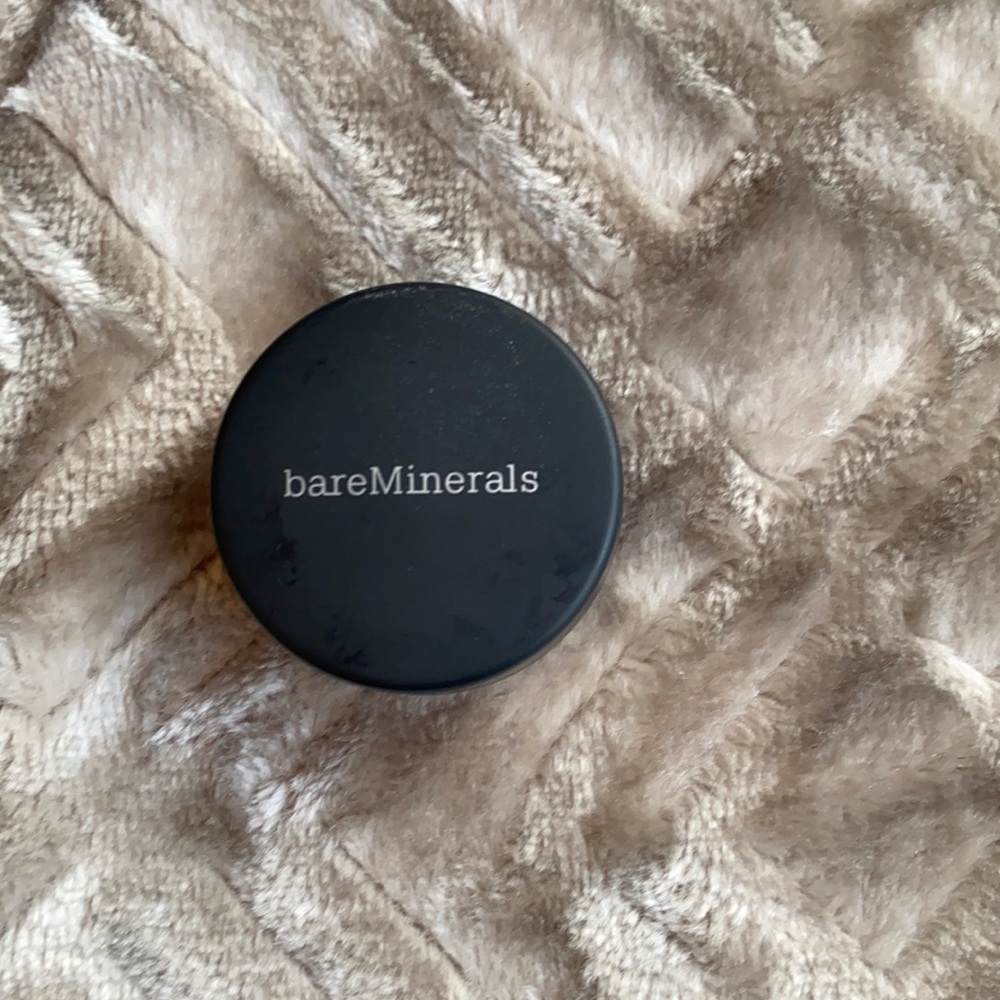 - NWT bareMinerals Velvet Charcoal eyeshadow.